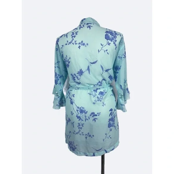 L.A. Intimates Floral Robe - Picture 2 of 9